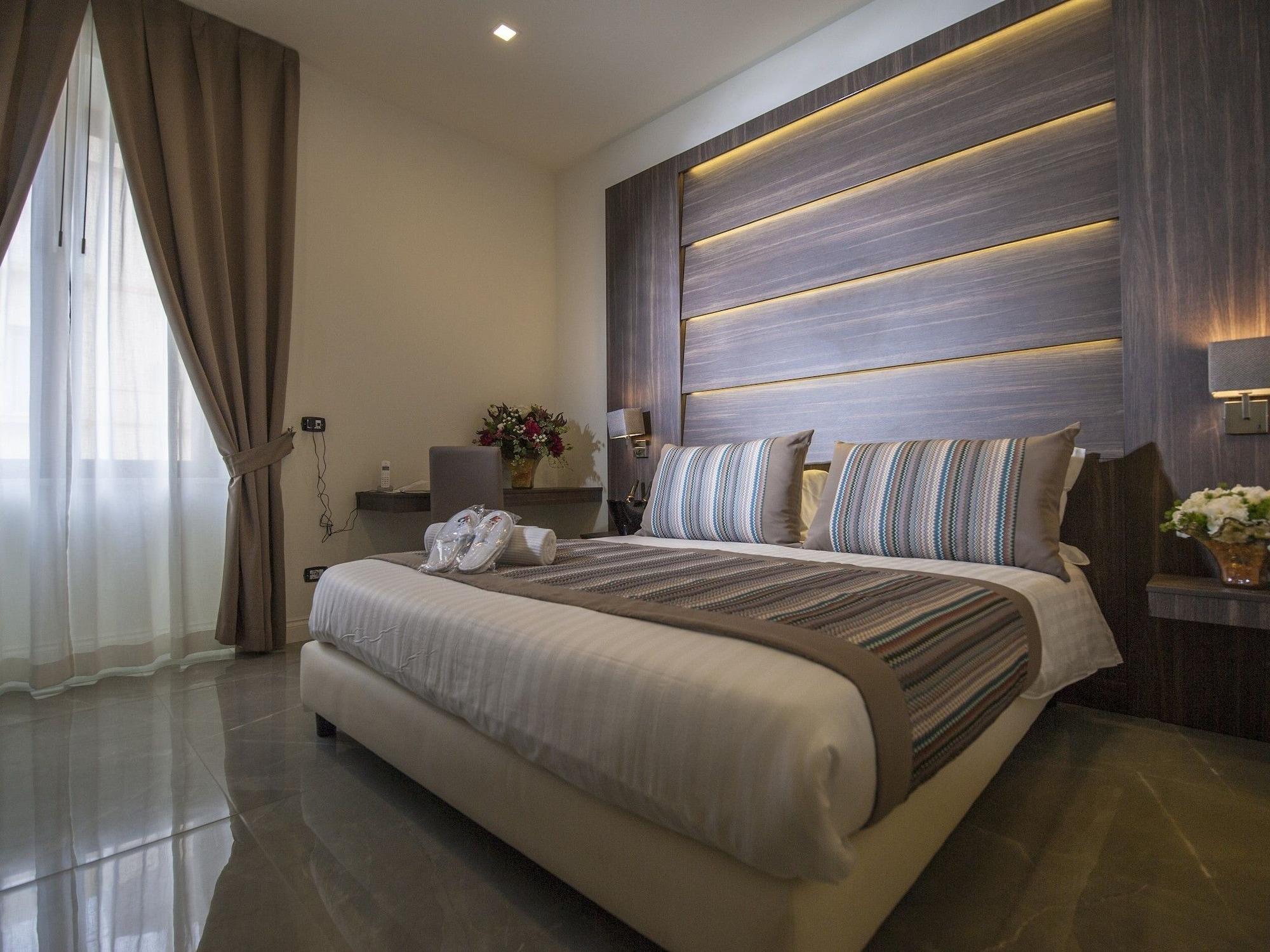 Hotel San Pietro Napoli Esterno foto