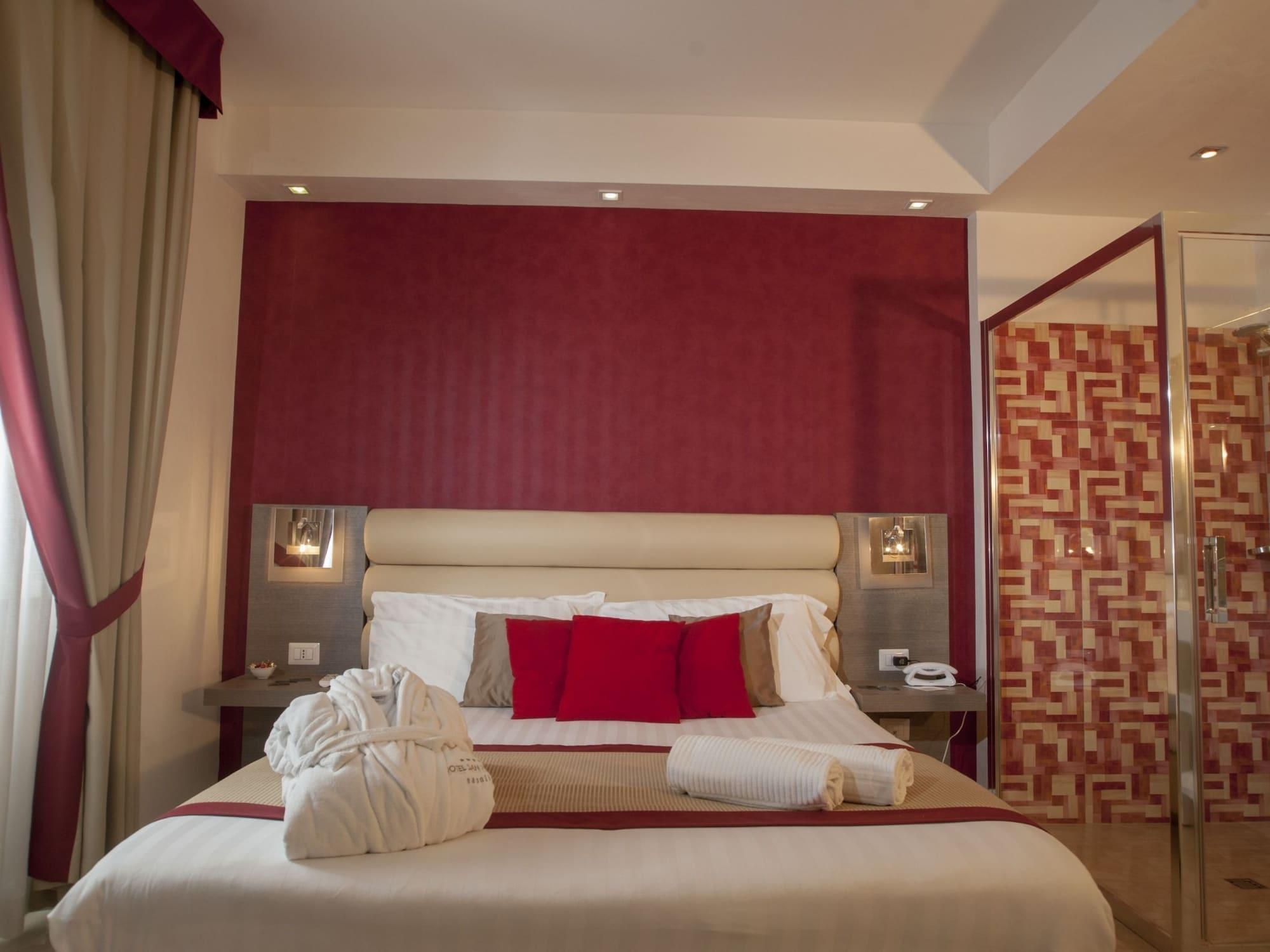 Hotel San Pietro Napoli Esterno foto