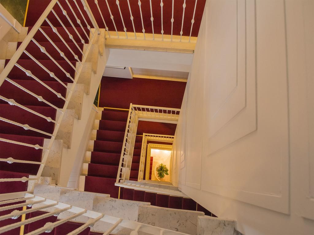 Hotel San Pietro Napoli Esterno foto