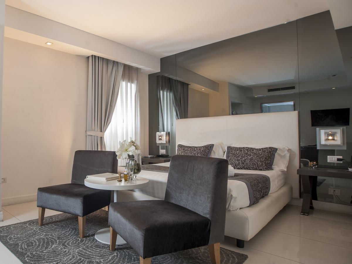 Hotel San Pietro Napoli Esterno foto