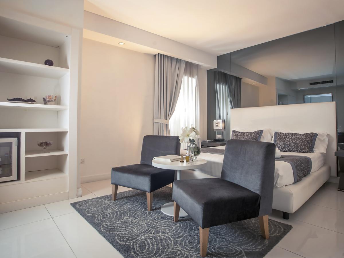 Hotel San Pietro Napoli Esterno foto