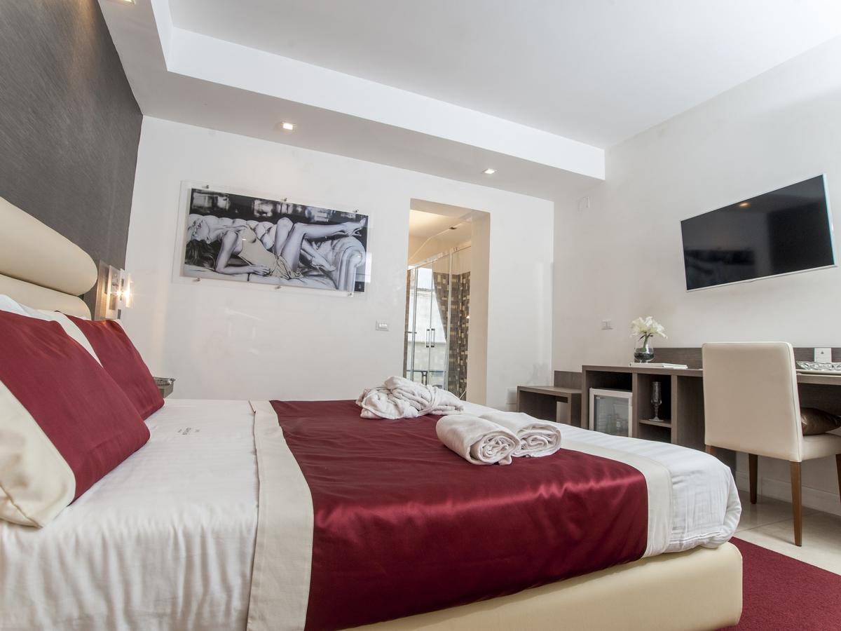 Hotel San Pietro Napoli Esterno foto