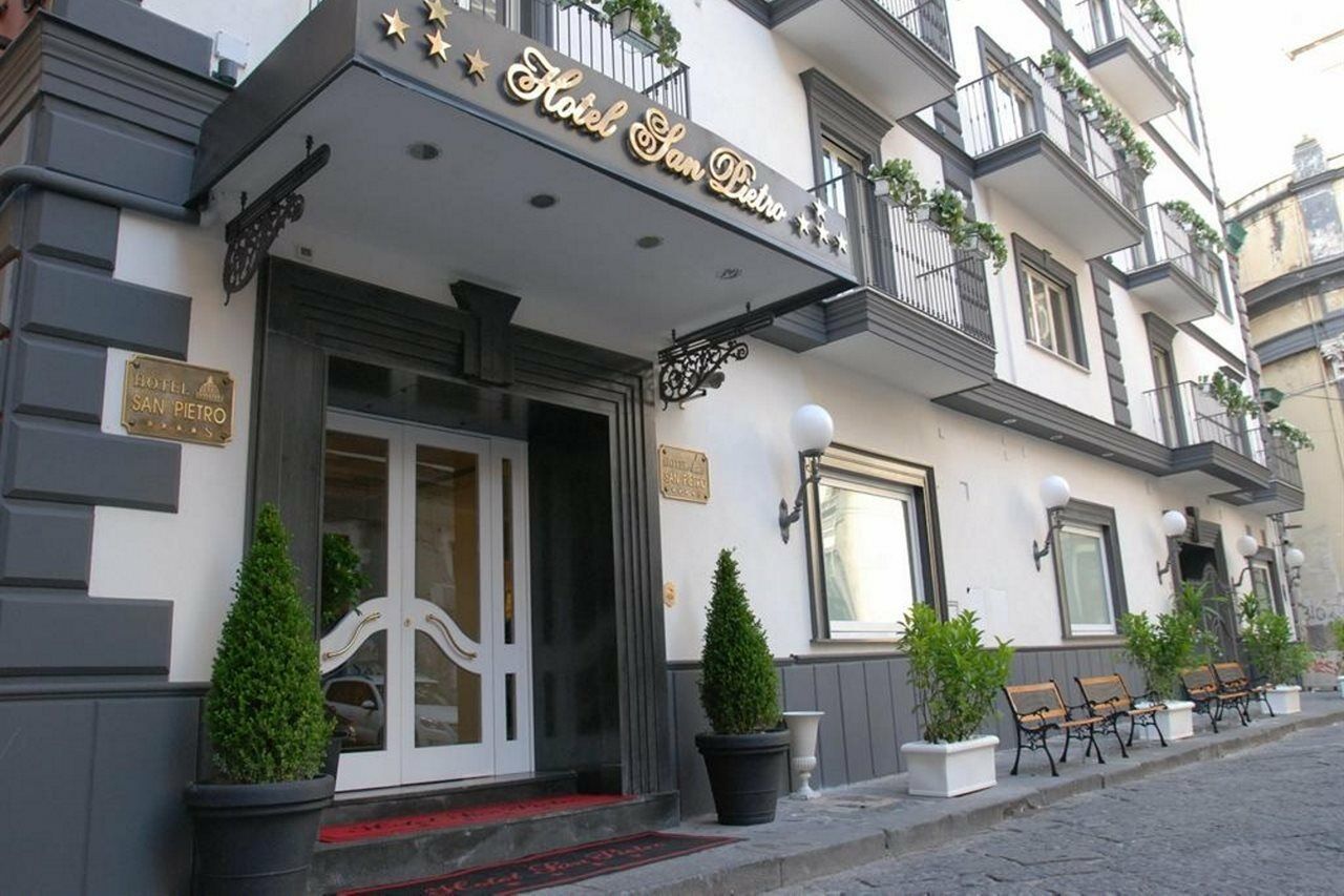 Hotel San Pietro Napoli Esterno foto