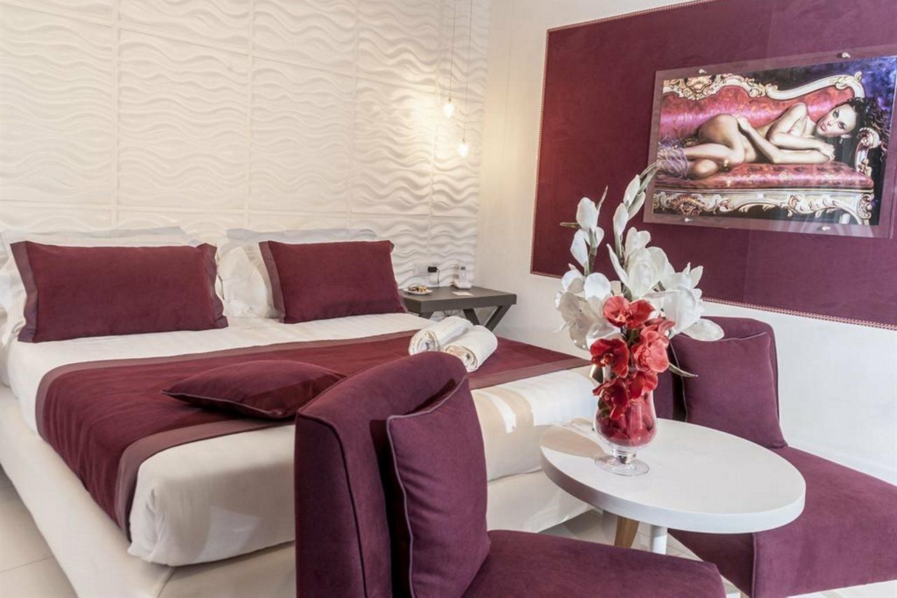 Hotel San Pietro Napoli Esterno foto