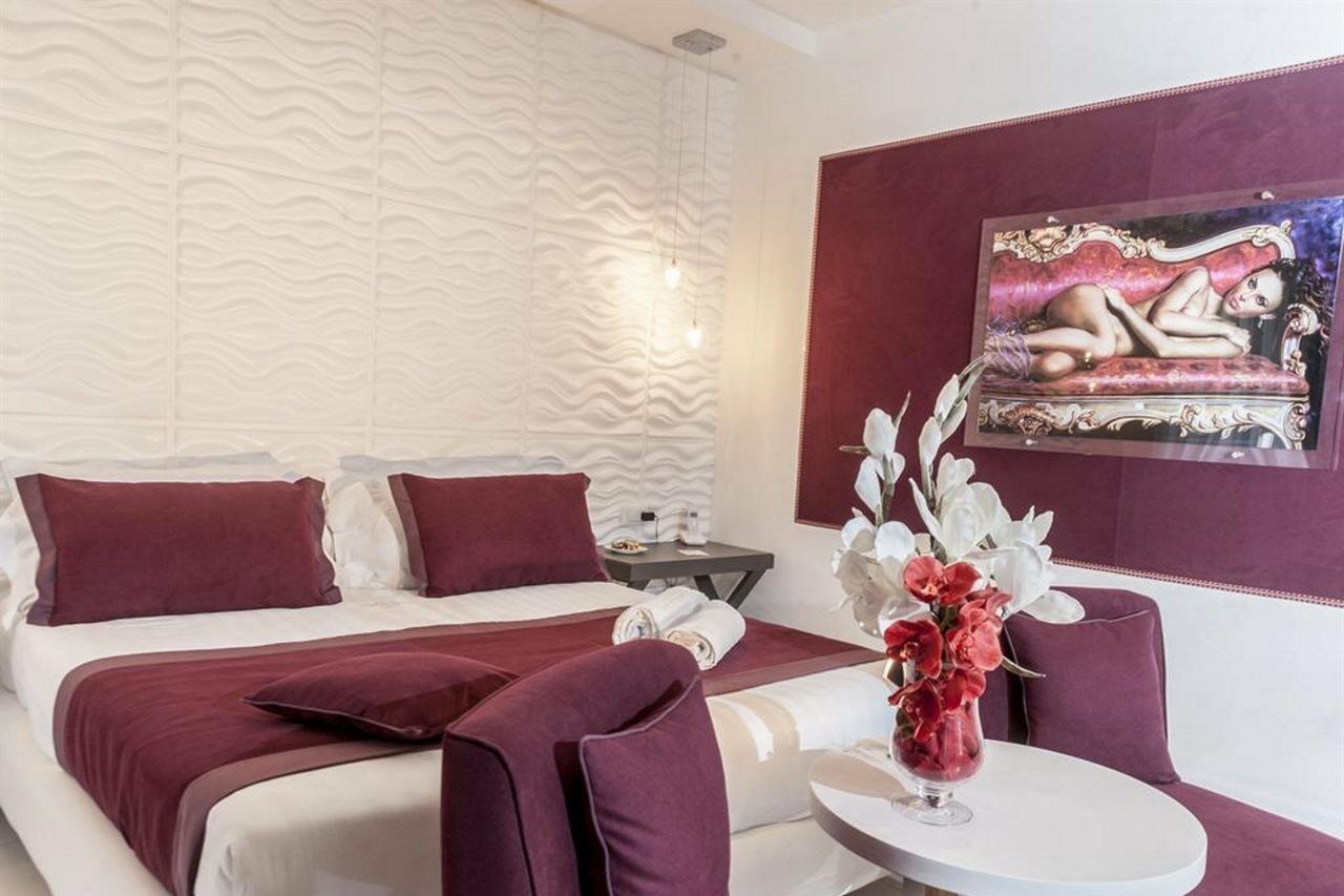 Hotel San Pietro Napoli Esterno foto